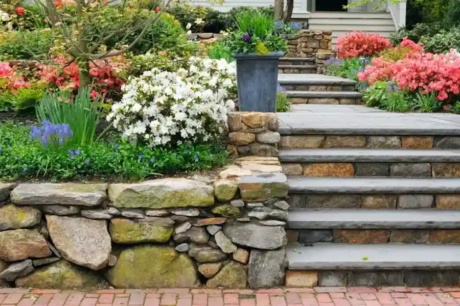 Experienced Retaining Wall Installation Harrison, MI Experienced Retaining Wall Installation Harrison, MI